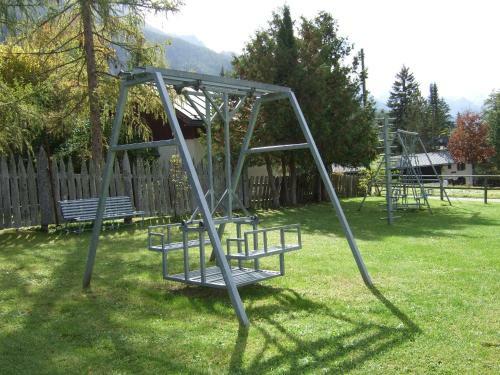 Hostal Pensiun Lischana