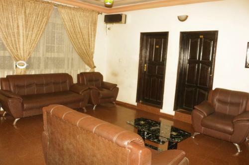 Hotel Chisam Suites Annex