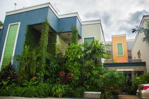 Hotel Crystal Court