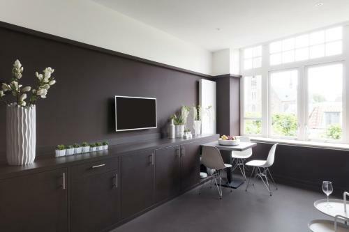 2l Hof Van Holland Apartments