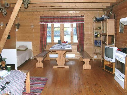 Two-bedroom Holiday Home In Gravdal 1