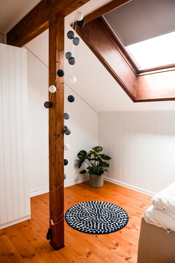 Hostal Ingrids Apartments