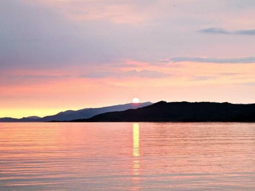 Holiday Home Leirvik