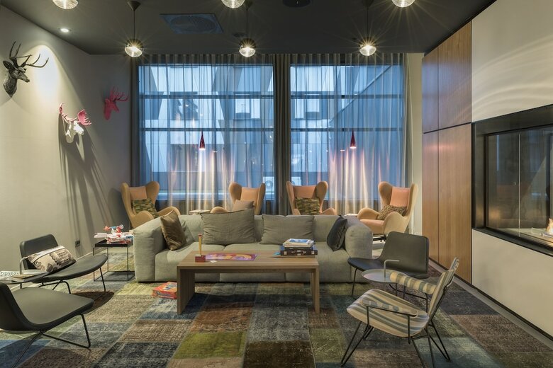 Hotel Moxy Oslo X