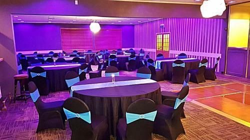 Airport Garden Inn Hotel & Conference Centre