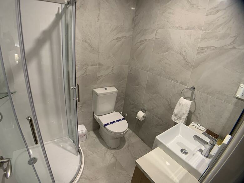 Goodview Hotel