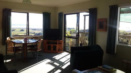 Kaipara Views Eco Lodge