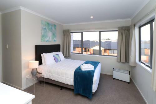 3brm Apartment On Jones Crescent