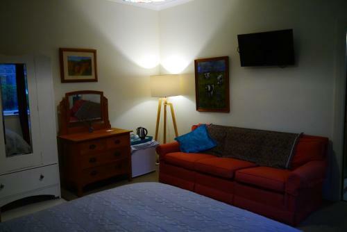 Pip's Orchard Bed & Breakfast