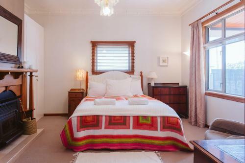 The Plum Tree - City Bungalow