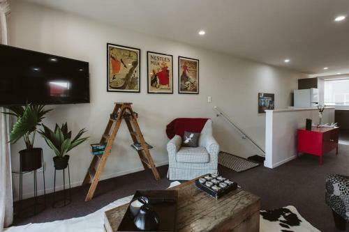 The Loft No3 - Convenient In Strandon
