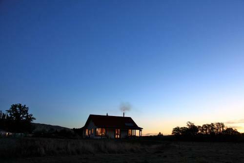 The Strawbale Home, Oturehua