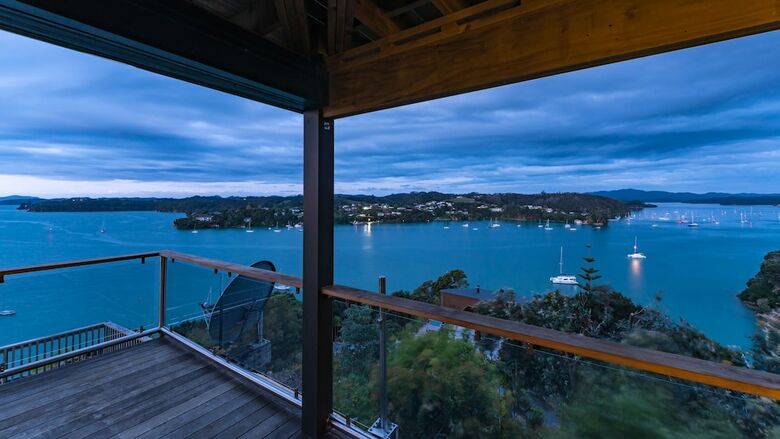 Lodge Marina Cove