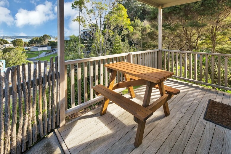 Russell Top 10 Holiday Villas