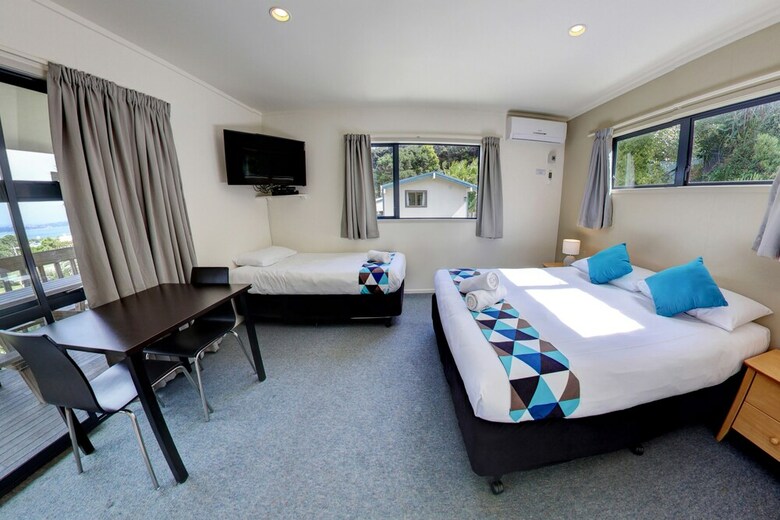 Russell Top 10 Holiday Villas