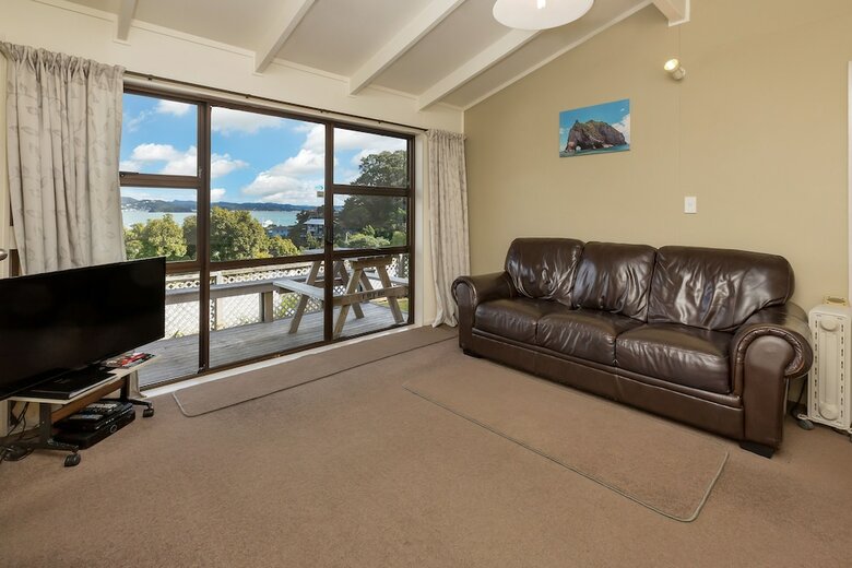 Russell Top 10 Holiday Villas