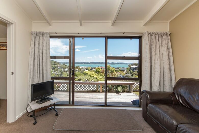 Russell Top 10 Holiday Villas