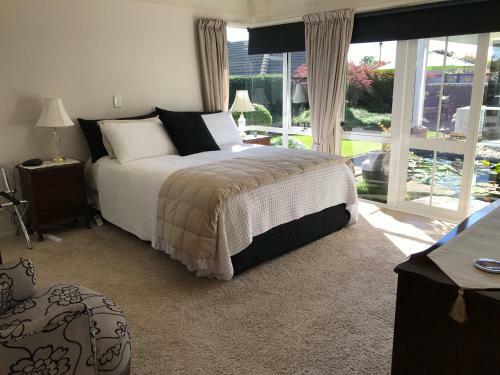 Bed & Breakfast Huntington House