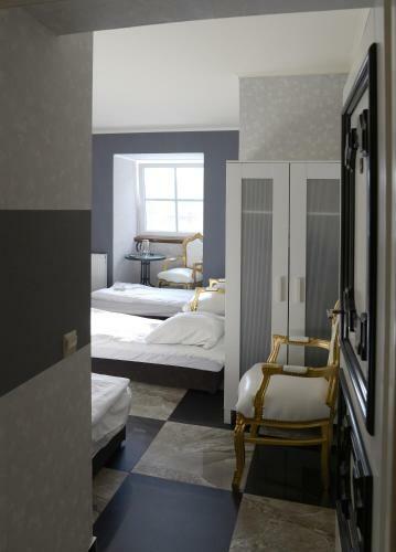 Hostal Pa?ac D?browa