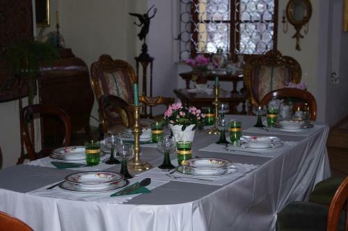 Hostal Zamek W Czernej