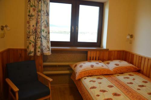 Hostal Dom Nad Jeziorem ?hubka?