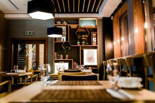 Bulwary Hotel&biznes
