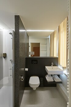 Alpha Hotel