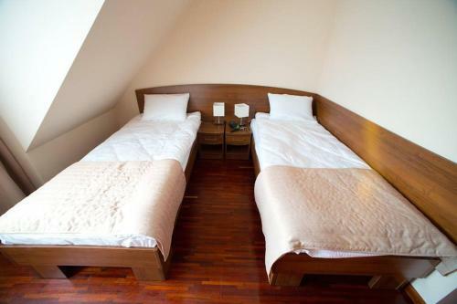 Hostal Dworek D?browa