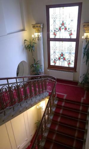 Hotel Bristol