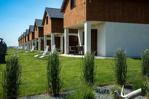 Lodge Domki Letniskowe Jastrz?bia Park