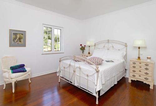 Agostos Villa Sleeps 6 Air Con