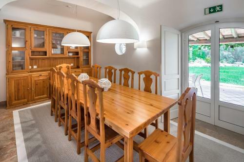 Malhadais Villa Sleeps 8 Pool Air Con Wifi