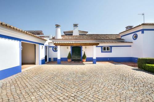 Malhadais Villa Sleeps 8 Pool Air Con Wifi