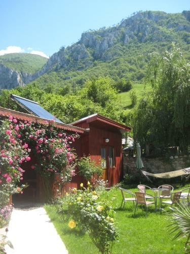 Hostal Pension Eden