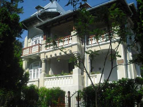 Hostal Vila Lili