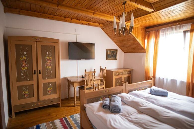 Hostal Pensiunea Sachsenhof