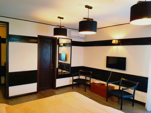 Hostal Pensiunea C�mpia Soarelui