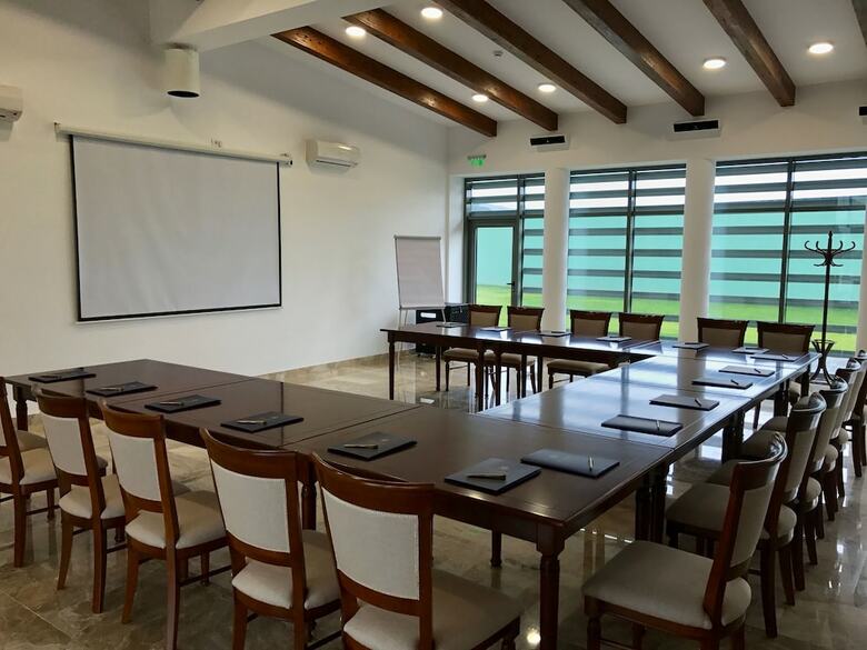 Hotel Theodora Golf Club