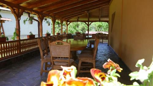 Hostal Brebmaramu