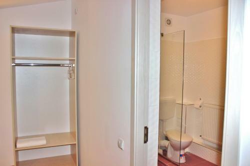 Hostal Central Guesthouse