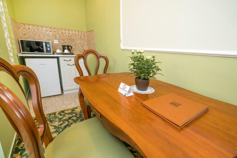 Hotel Studio One Accommodation Suites