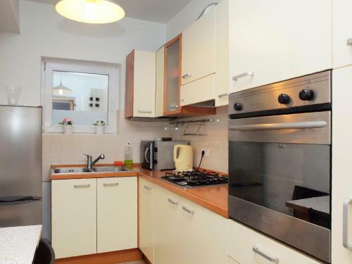 Rosuites - Romana Square Apartments