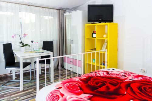 Bed & Breakfast Cazare De Mijloc