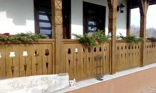 Hostal White Dove Pension