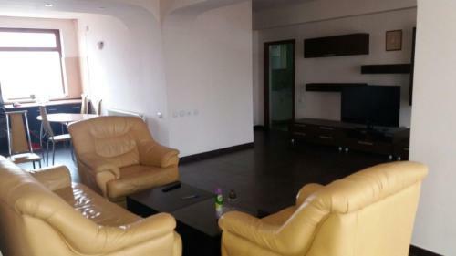 Liliana Apartments