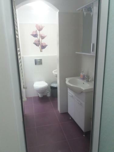 Liliana Apartments