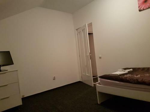 Hostal Bigcitty Rooms And Apartments