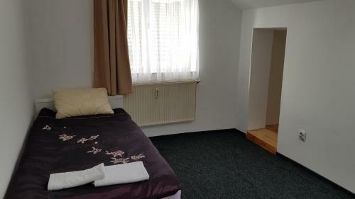 Hostal Bigcitty Rooms And Apartments