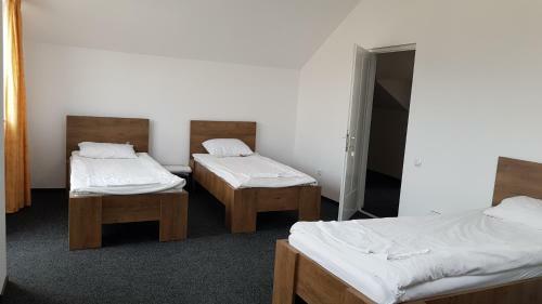 Hostal Bigcitty Rooms And Apartments