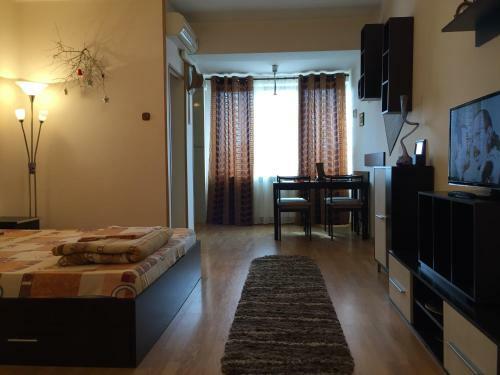 Mery Center Apartment